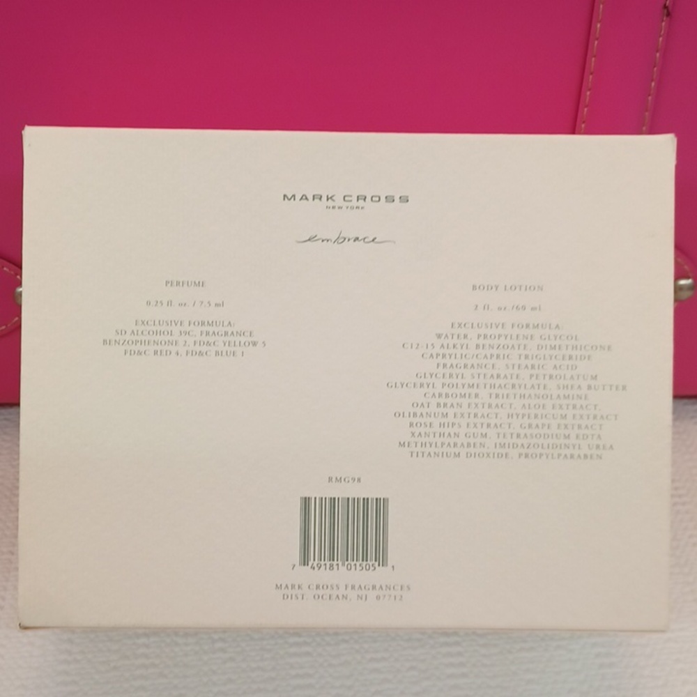 Mark Cross Embrace Collection - Picture 12 of 12